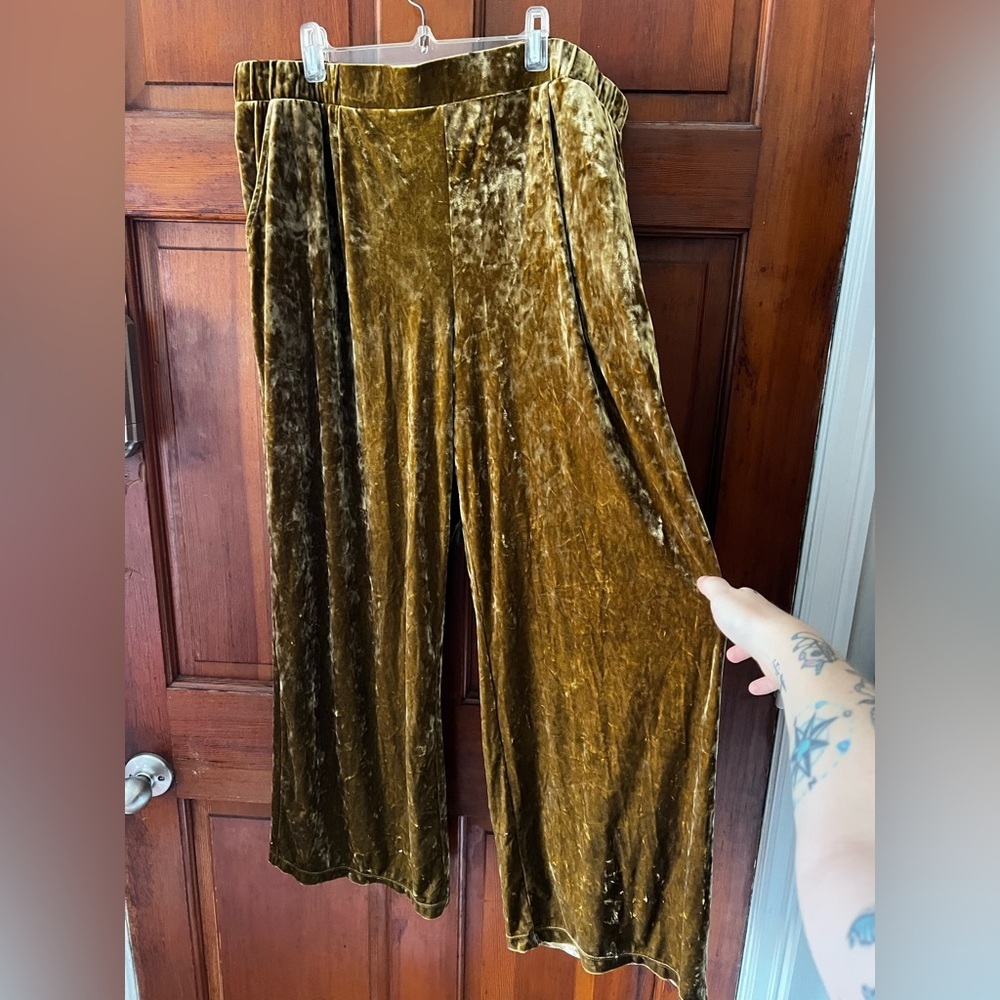 Who What Wear Gold Velvet Pants XXL Wide Leg Holiday Trousers, Crushed Velvet